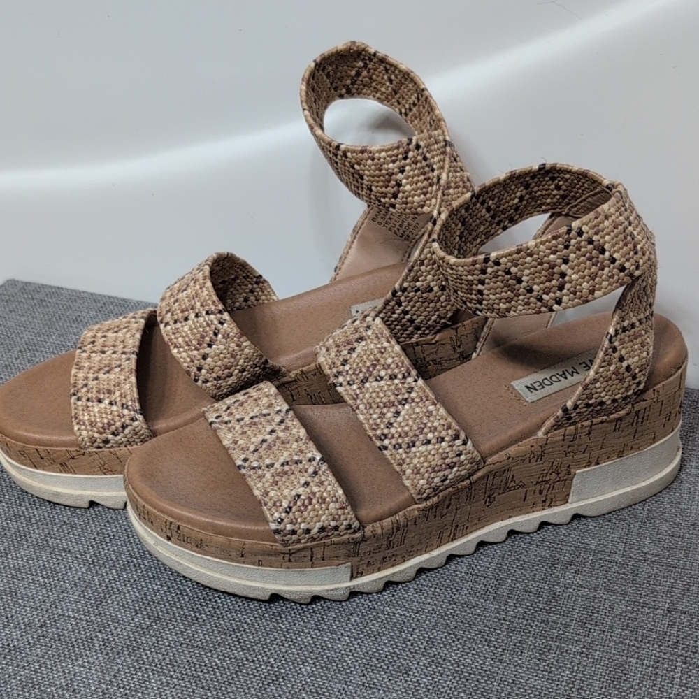 Steve Madden Brown Woven Platform Sandals